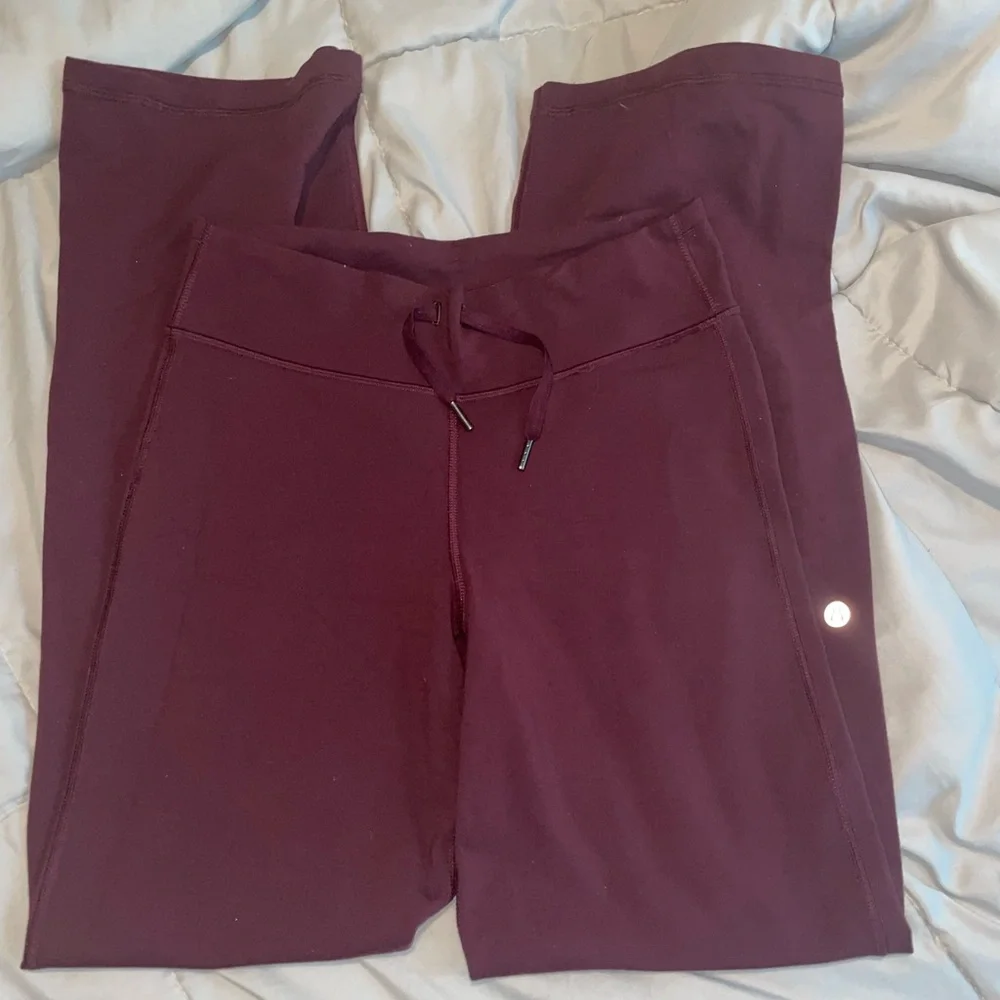Lululemon size 8 wide leg Burgundy Pants - Picture 2 of 3